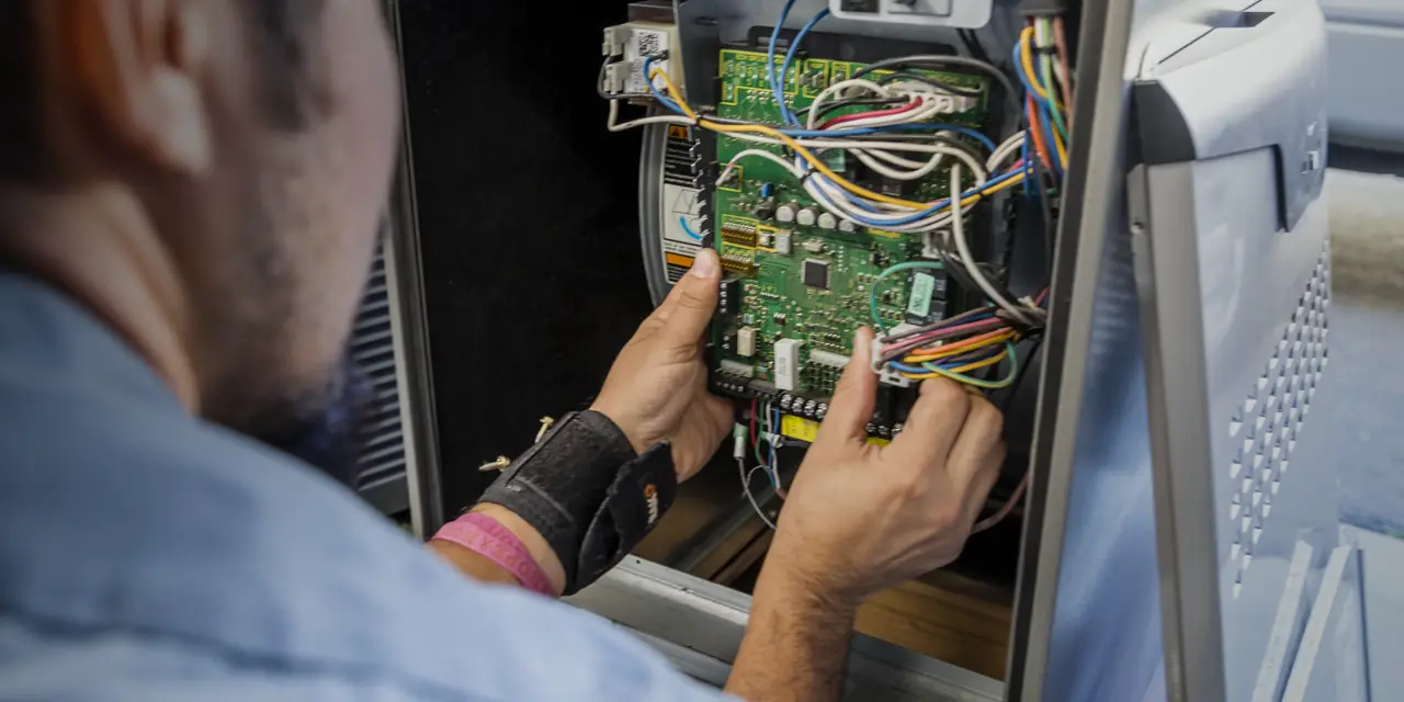 How Regular HVAC Maintenance Helps Lower Energy Costs Year-Round